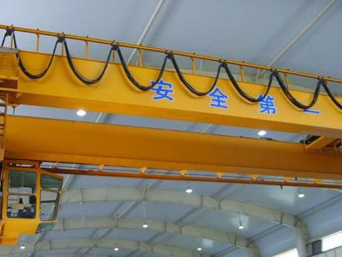 輪胎龍門(mén)吊，輪胎吊